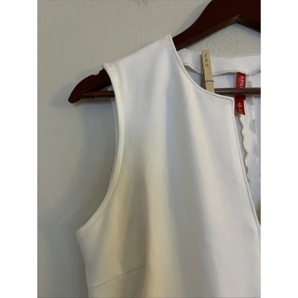 Spanx Top Women SZ S Powder Ponte Contrast White Shirt V Neck Peplum